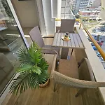 Agora Luxury 9 Apartamento *