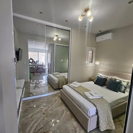 Agora Luxury 9 Apartment Loutráki